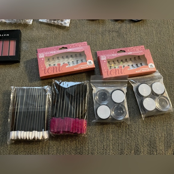 Bundle Brand New 14 pcs of Makeup Various Brands - Picture 6 of 13